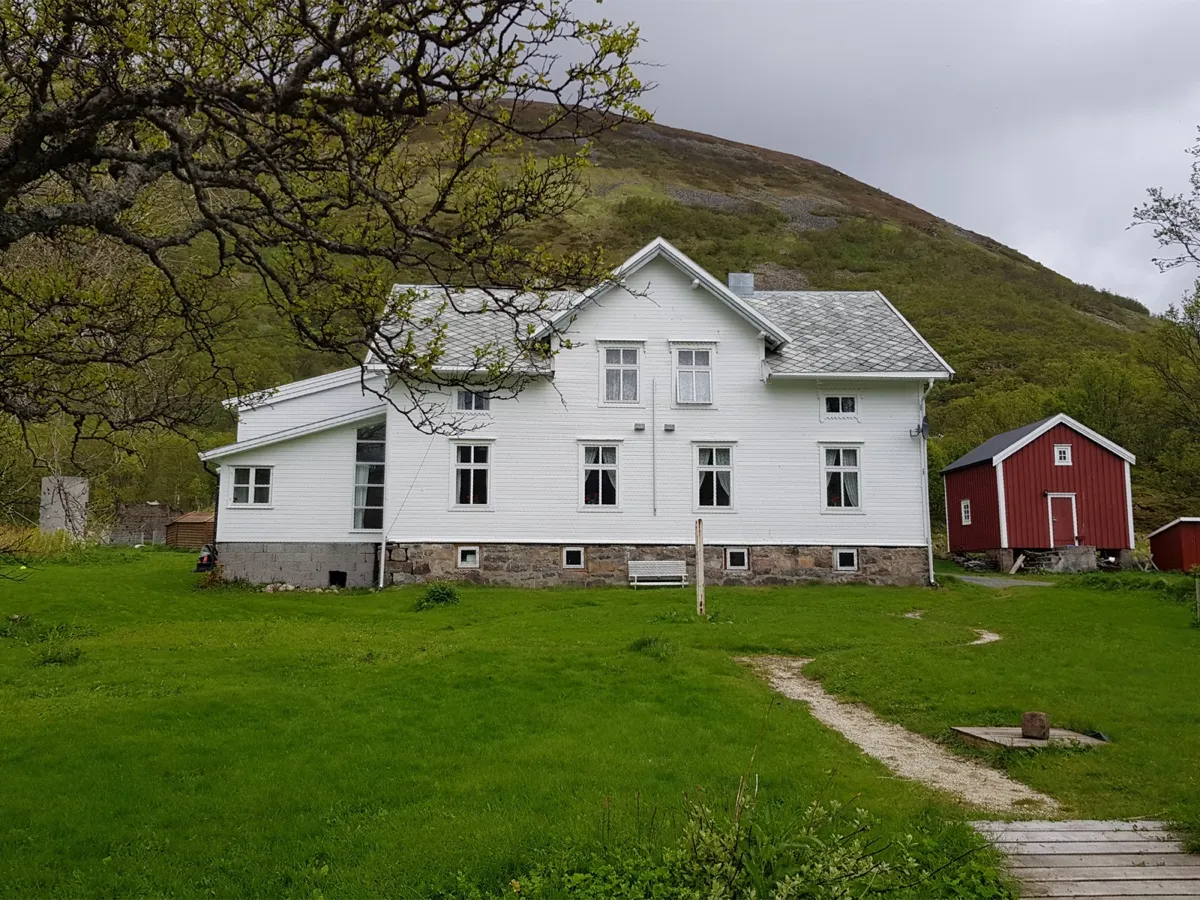 Øksnes Leirsted